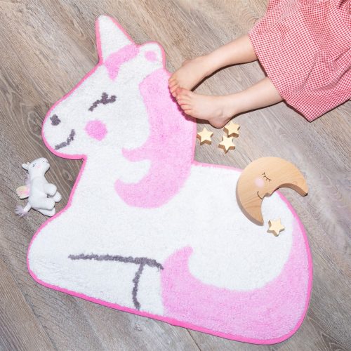 tapis en forme de licorne