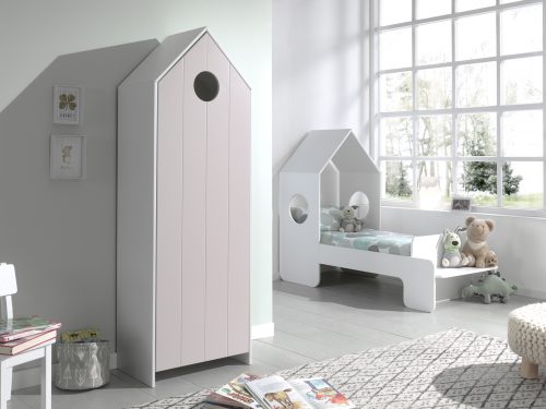 armoire en forme de maisonnette rose avec lit