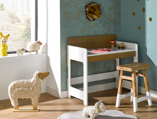 bureau de style nordique pour chambre d'enfant et ado