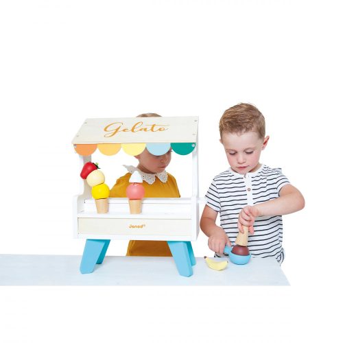 stand de glaces marchande en bois revendeur JANOD magasin de jouets en bois st pierre 97410 livraison la Réunion 974