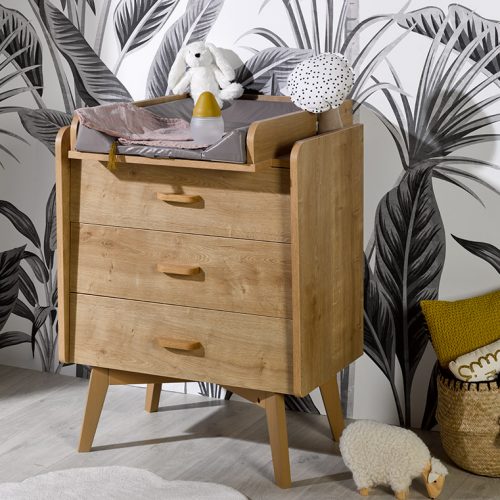 Commode NOAH style bohème et vintage avec plan à langer bébé