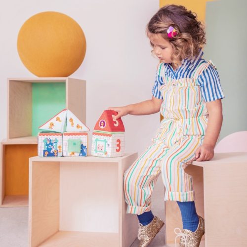 La ferme cube à empiler jeu d'éveil bébé marque LILLIPUTIENS magasin de jouets pour enfant à st pierre 97410 la réunion 974