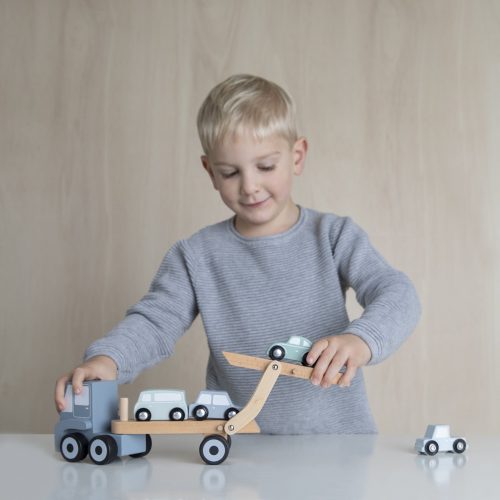 Camion transporteur en bois BLEU magasin jouets et enfants st pierre reunion sud