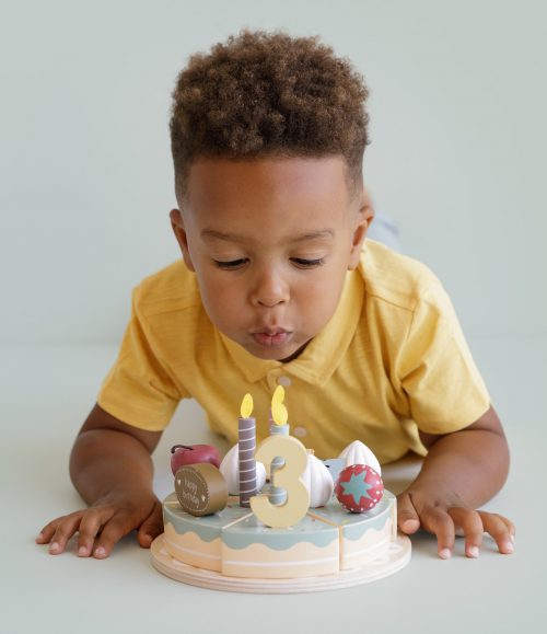 Gâteau d'anniversaire en bois aliment factice pour cuisine enfant