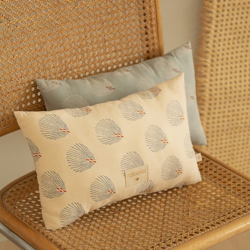 Coussin coton Bio LAUREL BLUE GATSBY CREAM magasin décoration enfant et bébé ile de la reunion