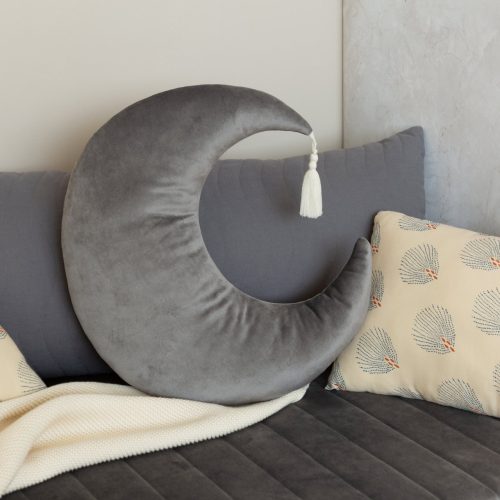 Coussin en forme de lune en coton bio nobodinoz reunion 974