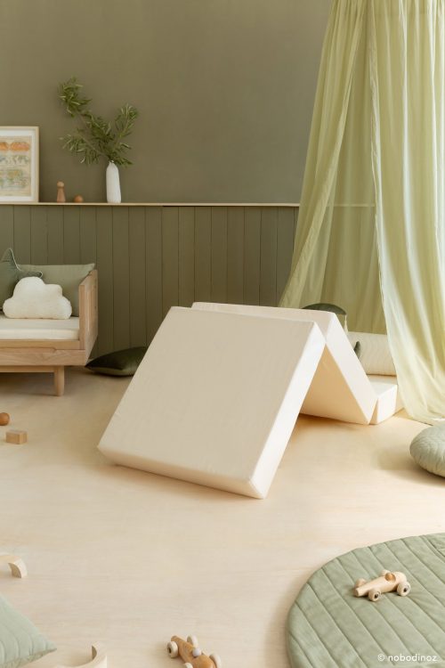 Lit d'appoint pliable en pouf carré VELVE pour chambre d'enfant saint pierre de la reunion magasin déco tendance bebe enfant ado ile de la reunion