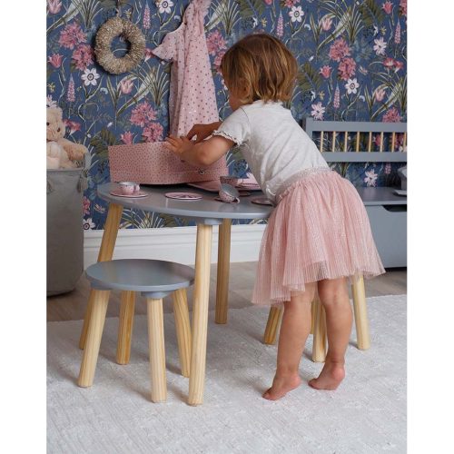 ensemble table et tabouret pour chambre d'enfant saint pierre magasin de meuble enfant ile la reunion 974