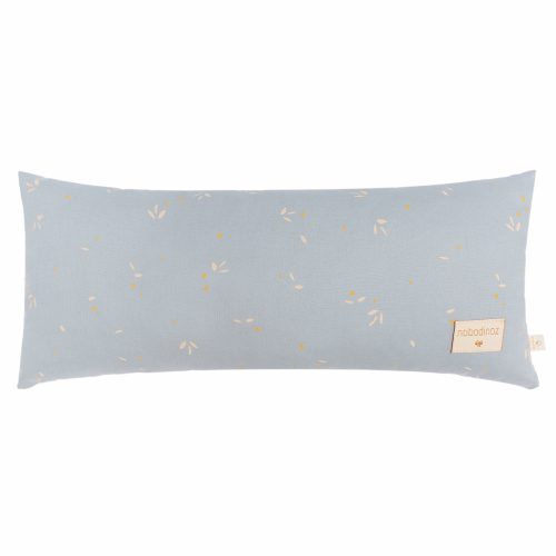 Coussin rectangle en coton bio revendeur nobodinoz livraison reunion 974 magasin de décoration saint pierre enfant et bébé HARDY WILLOW SOFT BLUE BLEU