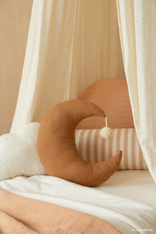 Coussin Lune PIERROT CARAMEL Coussin en forme de lune 100% coton bio boutique concept store déco enfant et bébé saint pierre réunion 974