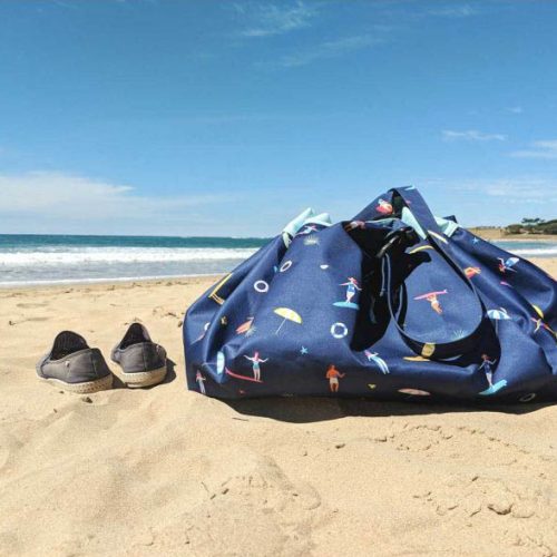 sac de rangement tapis beach surf tapis de jeu extérieur imperméable tapis pour la plage PLAY & GO magasin de jouet mobiliers bébé et enfants déco de chambre enfants 97410 Saint Pierre 974 La Réunion