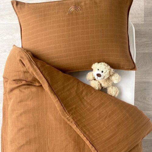 Parure housse de couette 100X140 coton bio uni gaze de coton bio caramel revendeur LITTLE CREVETTE magasin pour enfant st pierre 97410 livraison 974 La Réunion