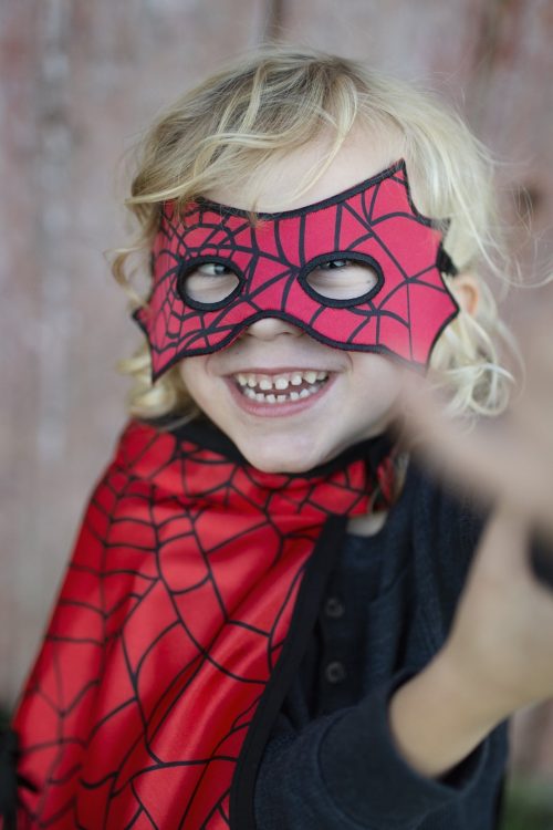 Cape super héros batman spiderman déguisement enfant garçon fille great pretenders magasin jouet saint pierre 97410 La Réunion 974