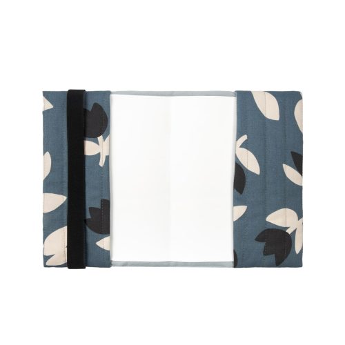 Protège carnet de santé en coton bio imperméable HYDE PARK BLUE BLACK TULIPS revendeur NOBODINOZ coton bio boutique bébé puériculture saint pierre reunion 974