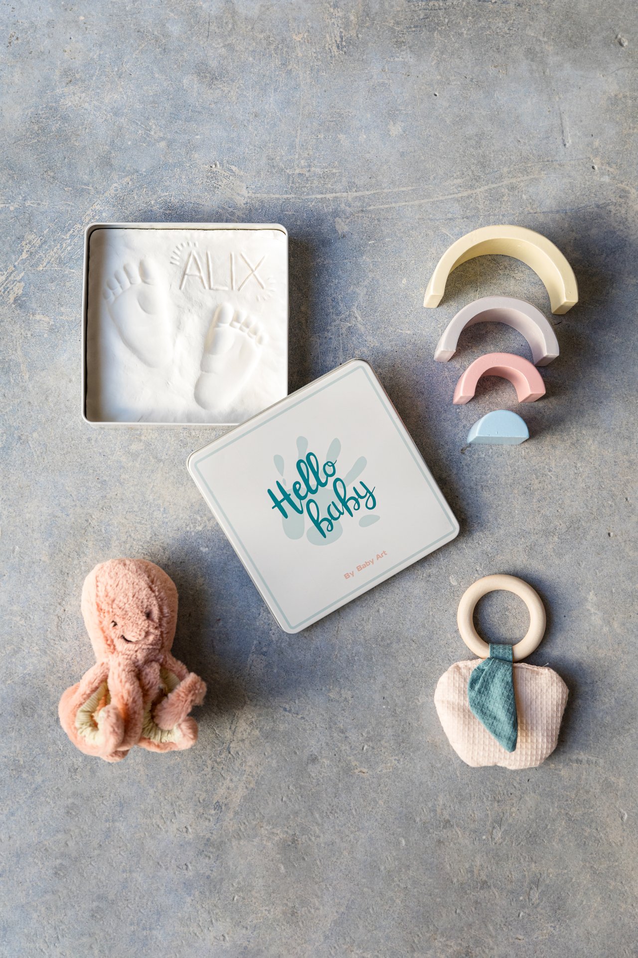 BABY ART : Vente en ligne de boîtes d'empreinte de main ou de pied pour bébé
